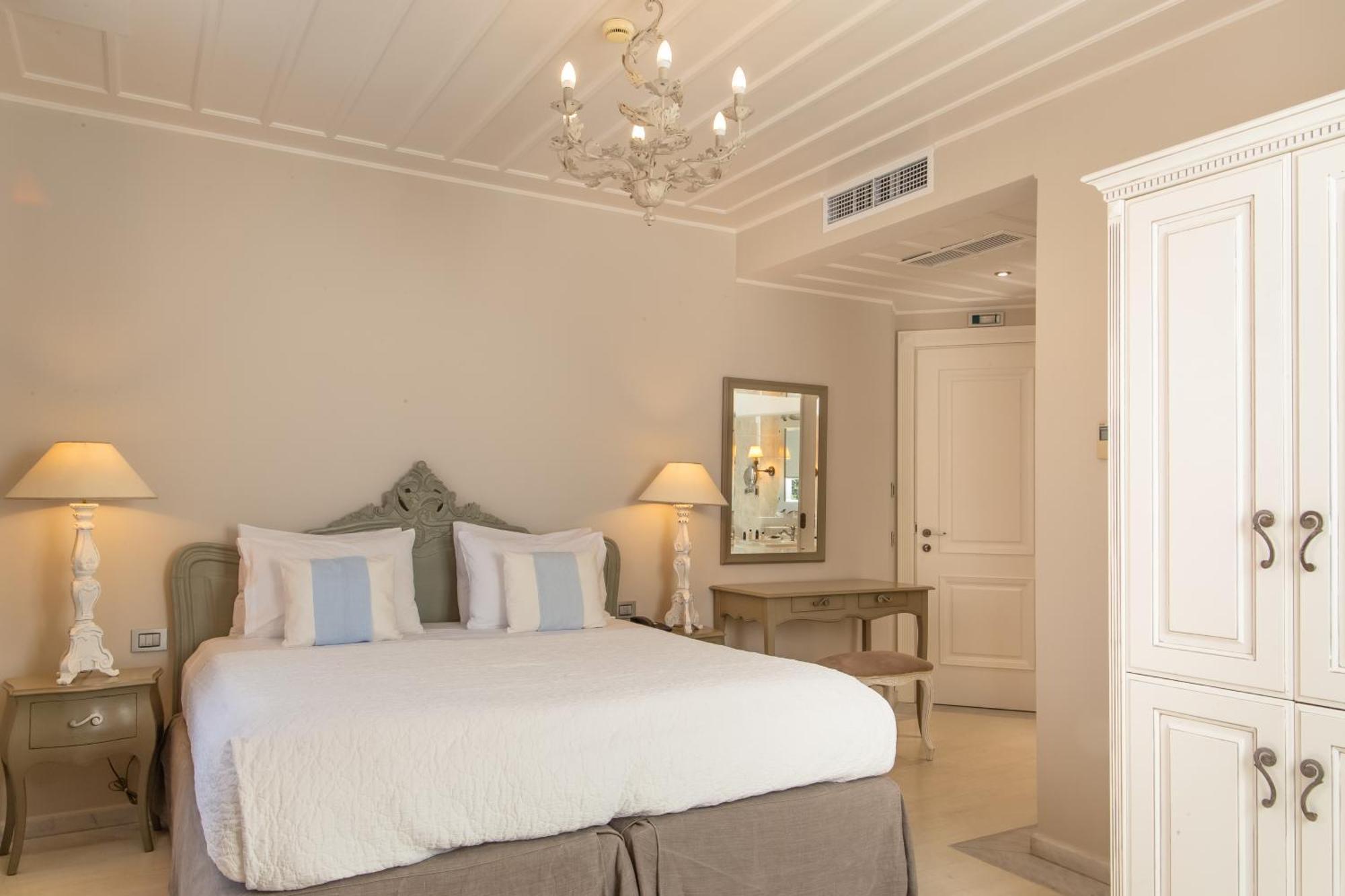 Micra Anglia Boutique Hotel & Spa Andros Town Exterior photo